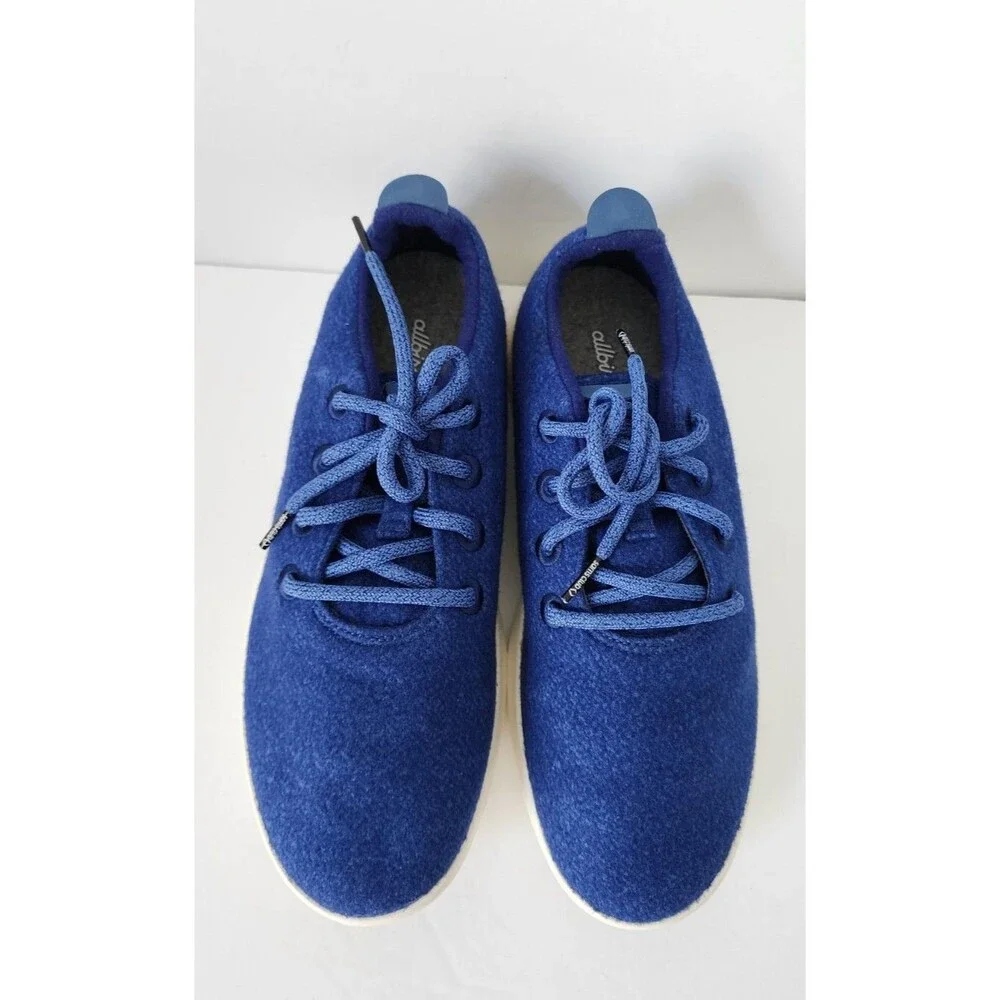 ALLBIRDS Mens WOOL RUNNERS Size 9 BLUE Embroidered Shoes NWOB